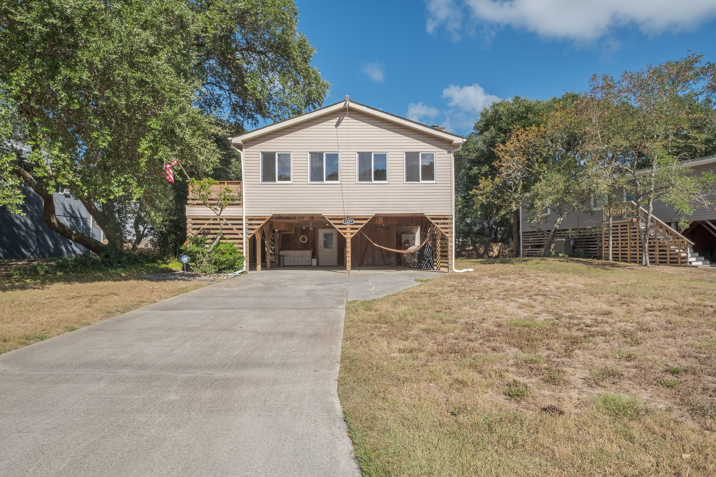 4327 South Hammerhead Drive