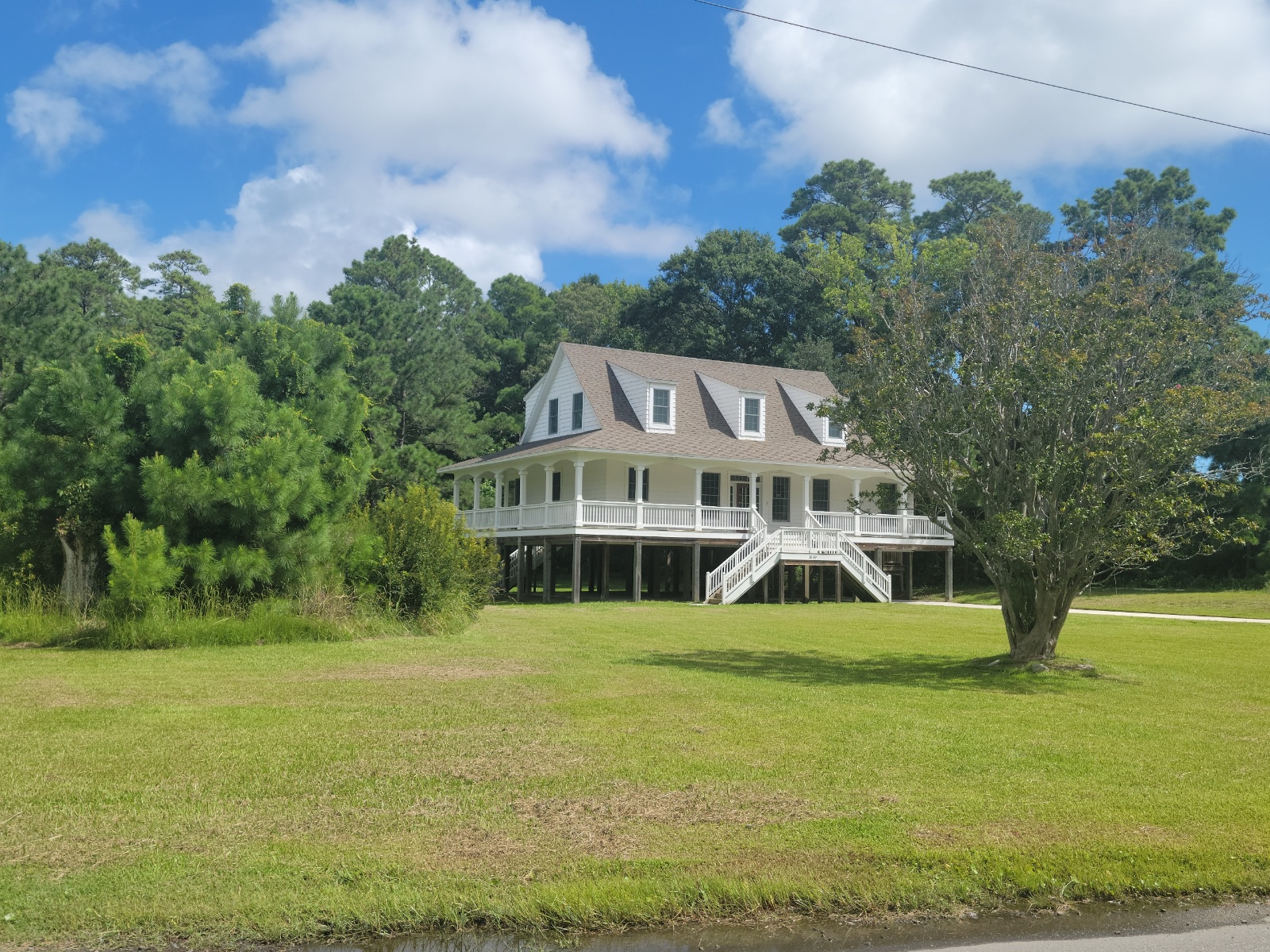 1300 West Kitty Hawk Road